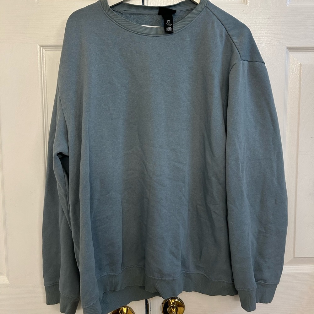 Plain oversized crewneck
